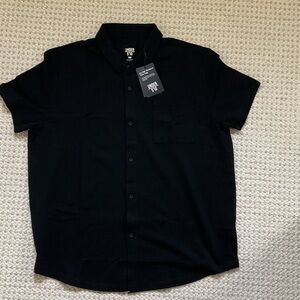 Under 5-10 Men's Casual Black Button Down Shirt